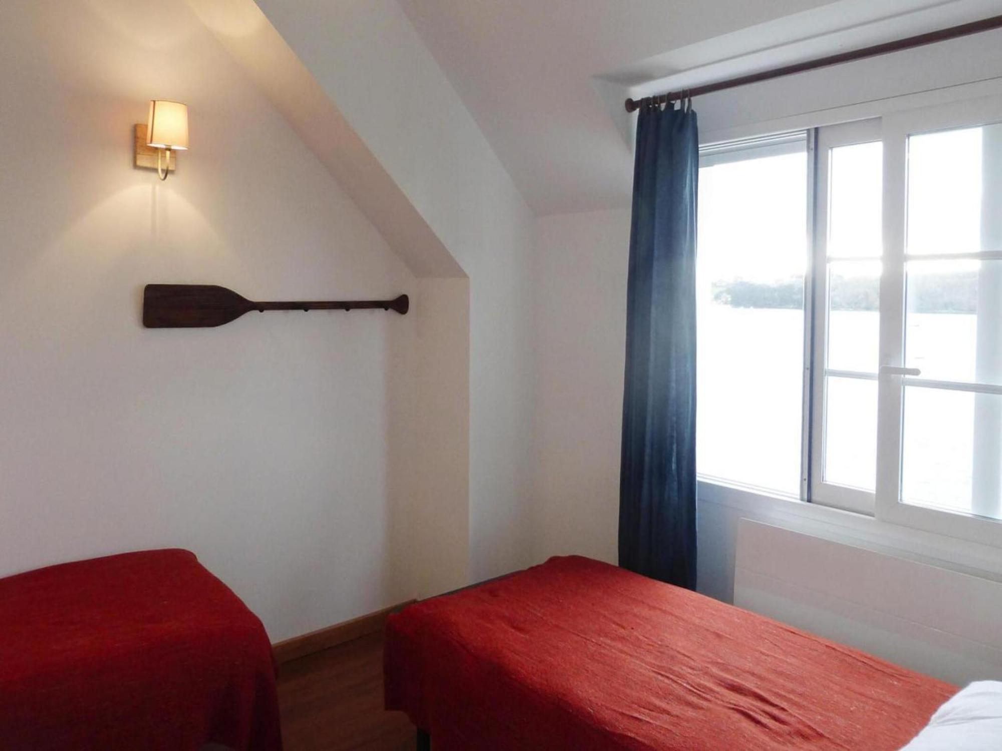 Pretty Breton Holiday Home In A Top Location Plougasnou Exteriör bild