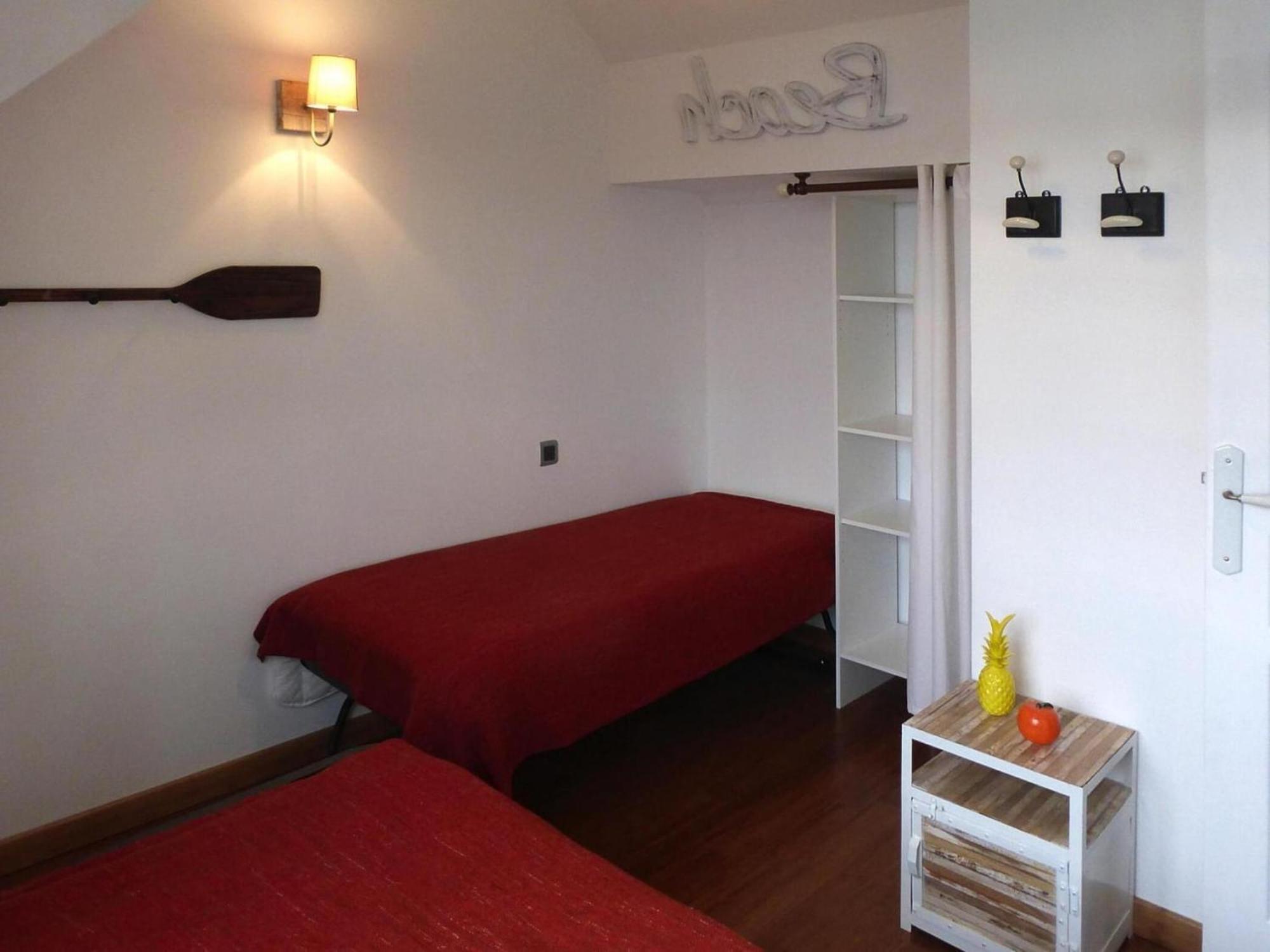 Pretty Breton Holiday Home In A Top Location Plougasnou Exteriör bild